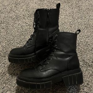 Madden Girl Chelsea Combat Boot